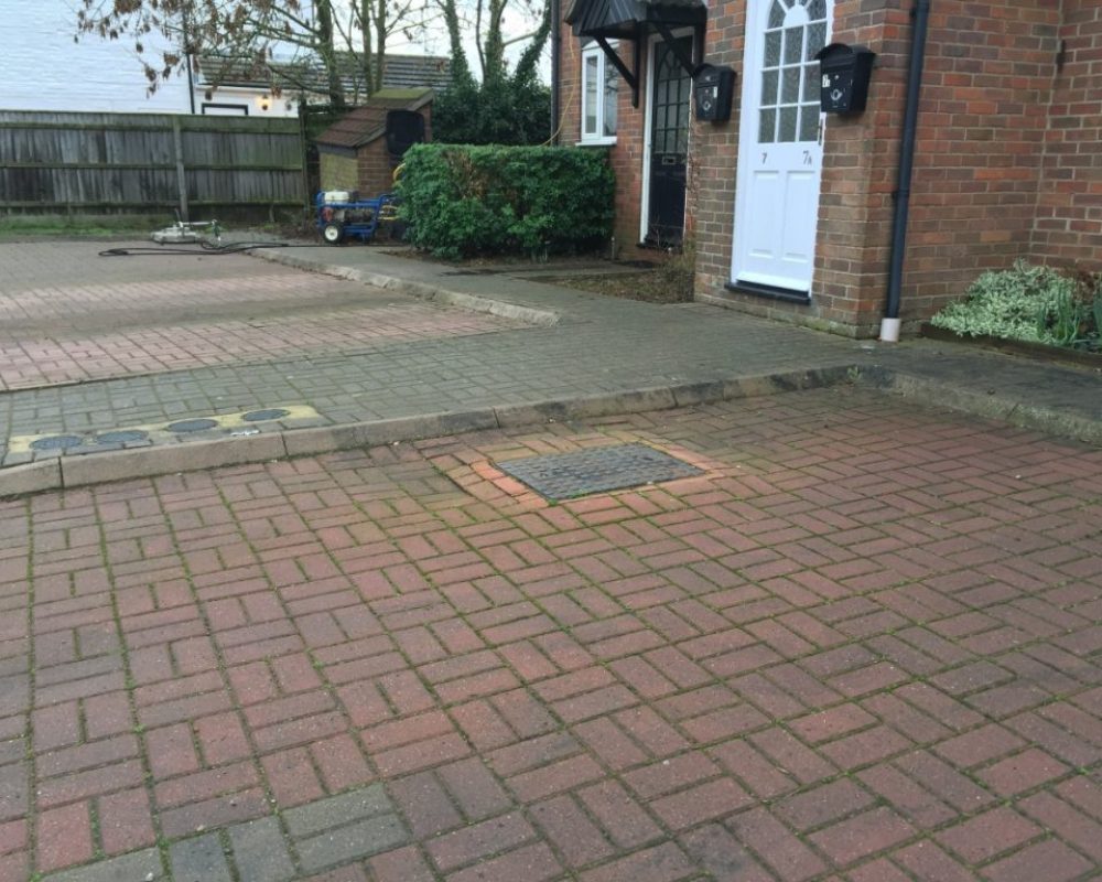 driveway cleaning service